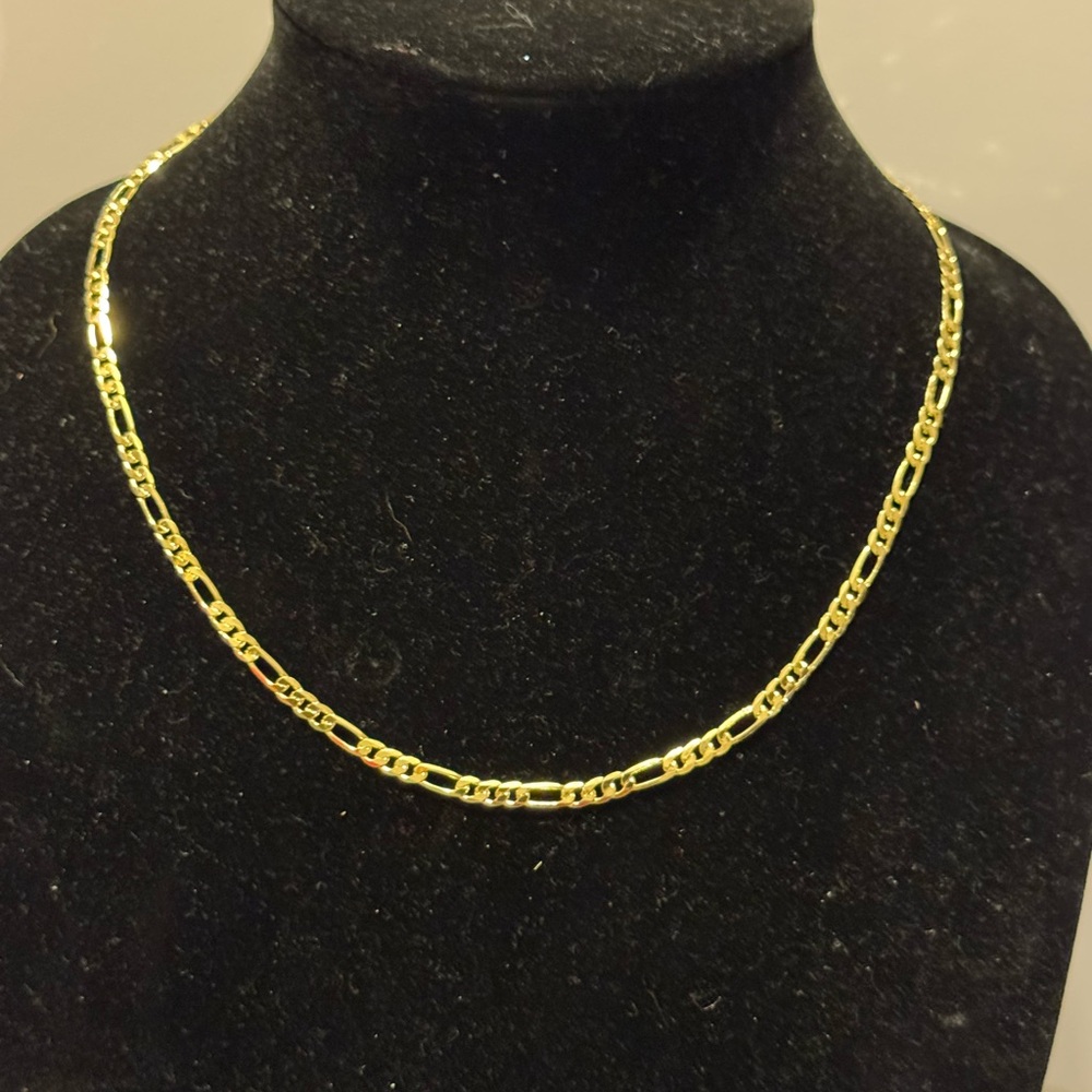 18K Gold-filled NEW 19” Figaro Chain Necklace Marked Italy 750 Lobster Closure